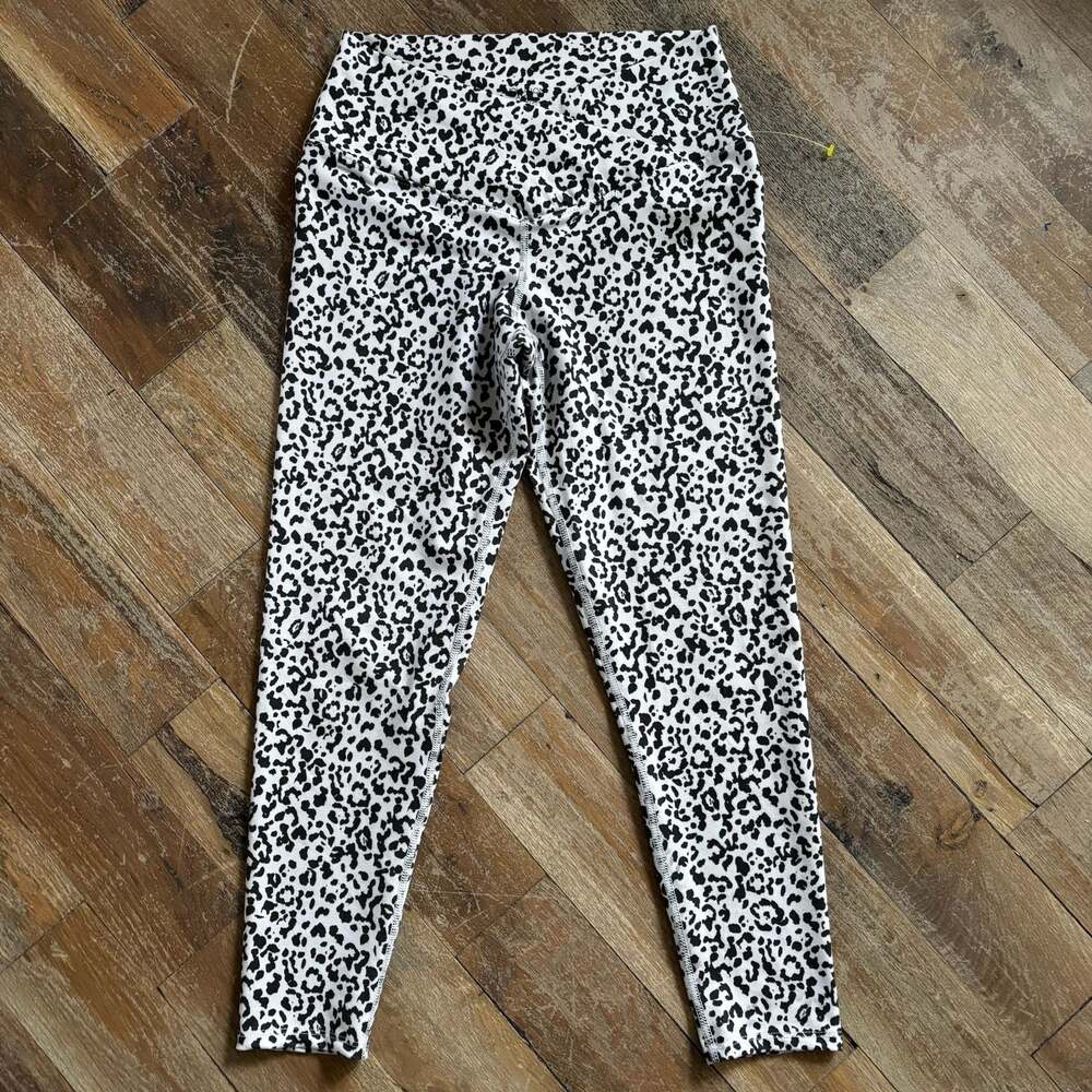 EVCR Evolution and Creation Leopard Print Crossover V-Waist Leggings Size L